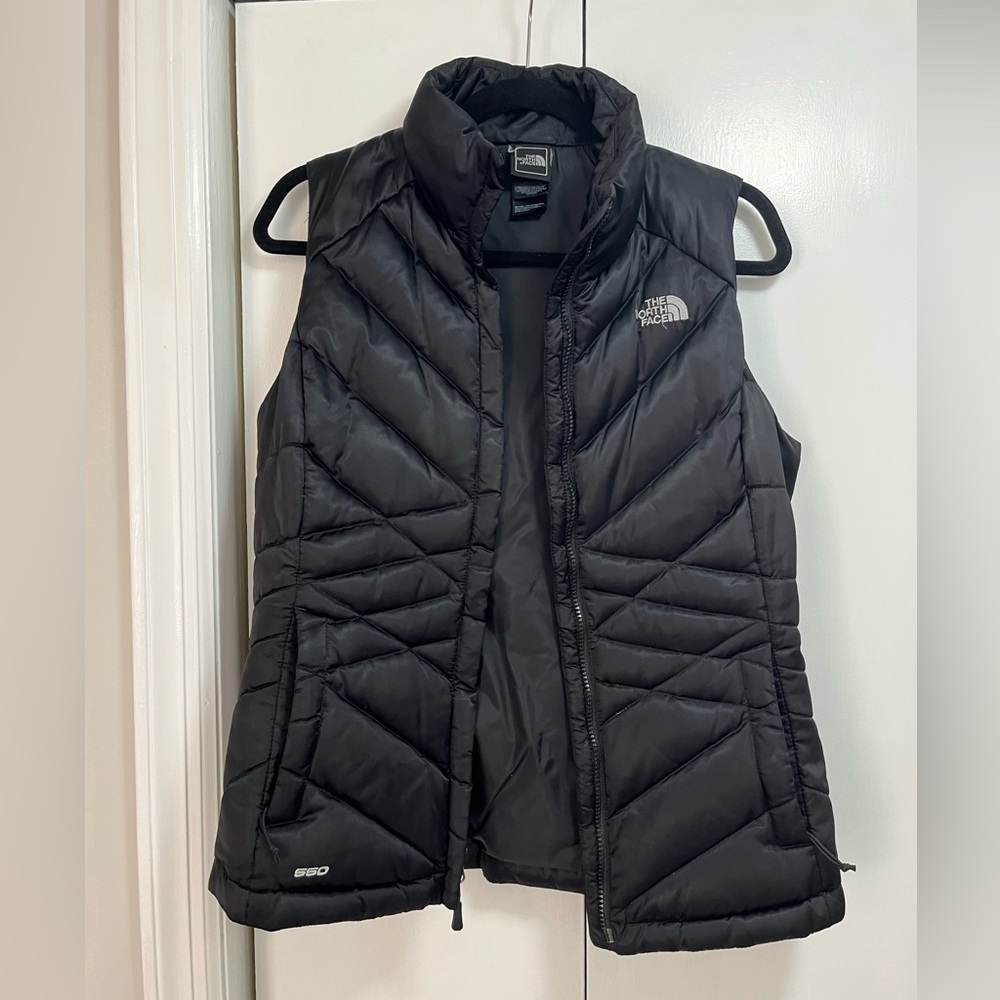 NORTH FACE Women’s 550 Puffer Vest